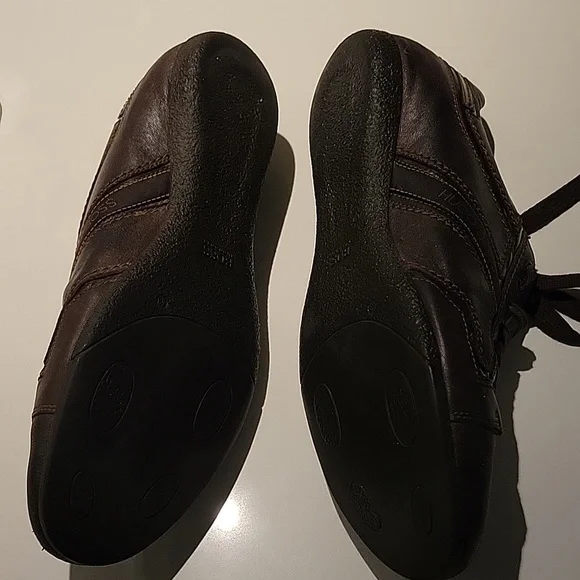 Hugo Boss - Picture 3 of 10